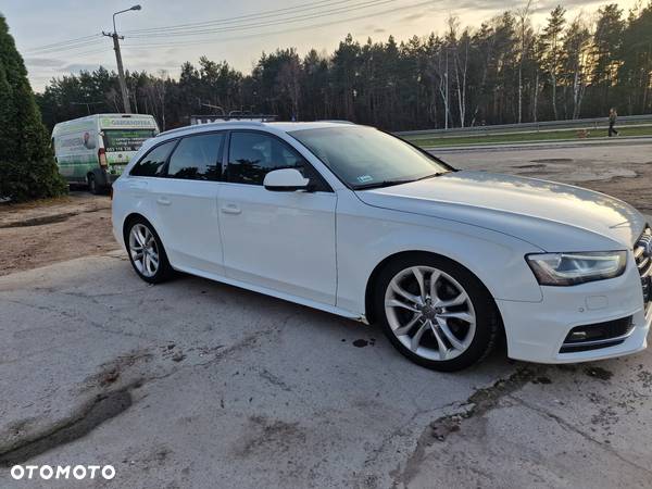 Audi A4 Avant 2.0 TFSI quattro S tronic S line Sportpaket (plus) - 31