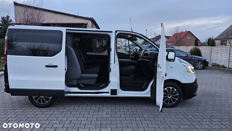 Renault Trafic - 12