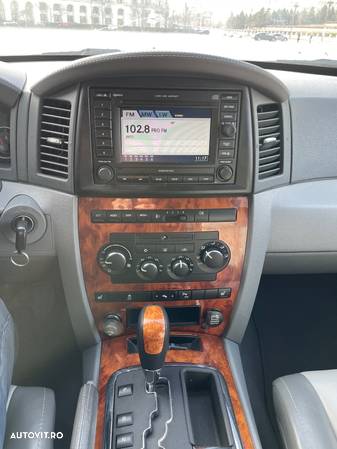 Jeep Grand Cherokee 3.0 TD AT Laredo - 12