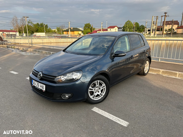 Volkswagen Golf 1.6 TDI BlueMotion Technology DPF Highline - 2