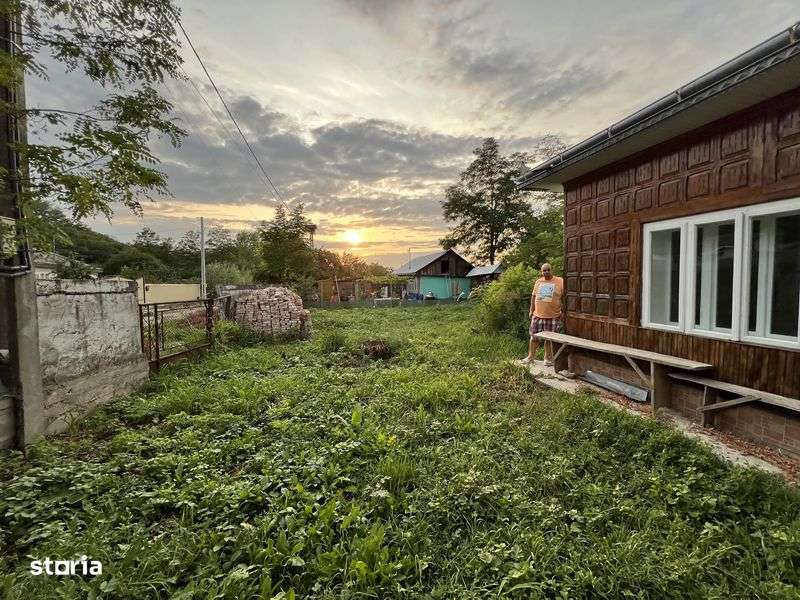 Casa + teren 3000 mp in Roma, Botosani - Imagine principală: 5/8