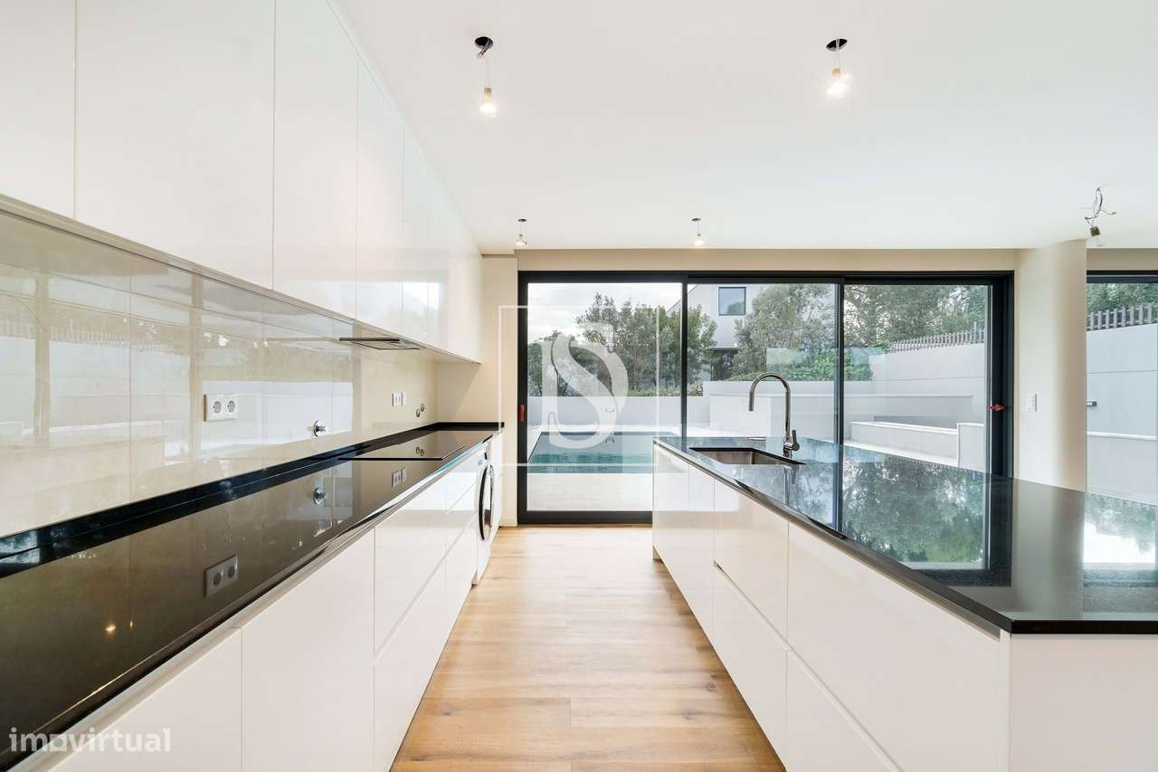 Descubra a Harmonia Perfeita entre Luxo e Natureza em Barcarena - Grande imagem: 5/22