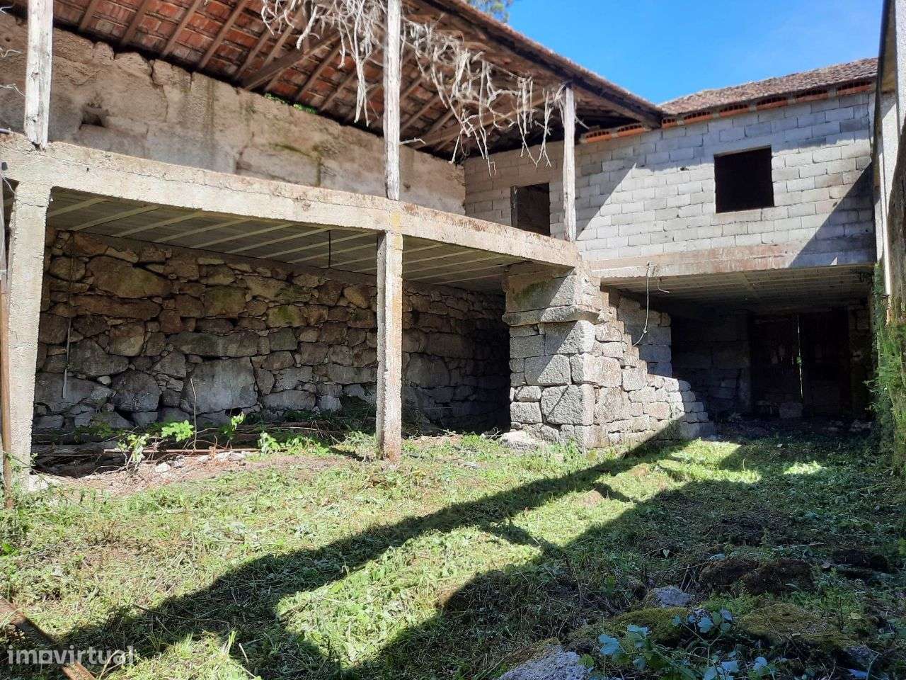 Quinta com 6.600m2 de terreno em Vila Cova, Fafe - Grande imagem: 5/38