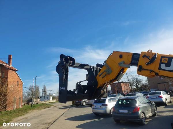 JCB 525-60 Hi-Viz - 13