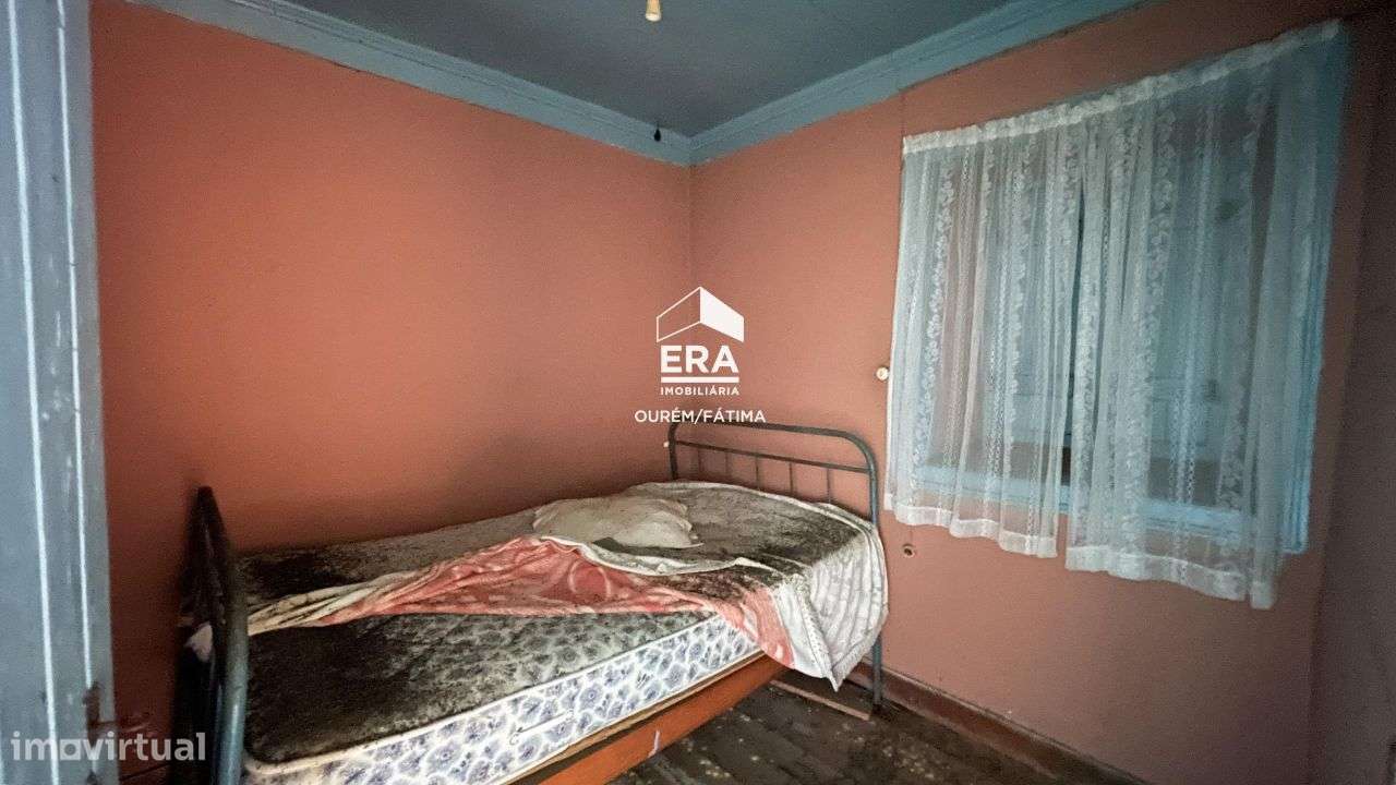 Moradia Rústica T3 localizada em Casal dos Bernardos, Ourém - Grande imagem: 5/34