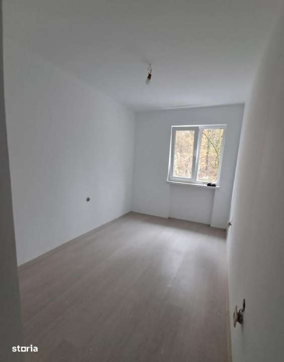 Garsoniera renovata 13 mp etaj 2 Targu Mures - strada Cugir-6