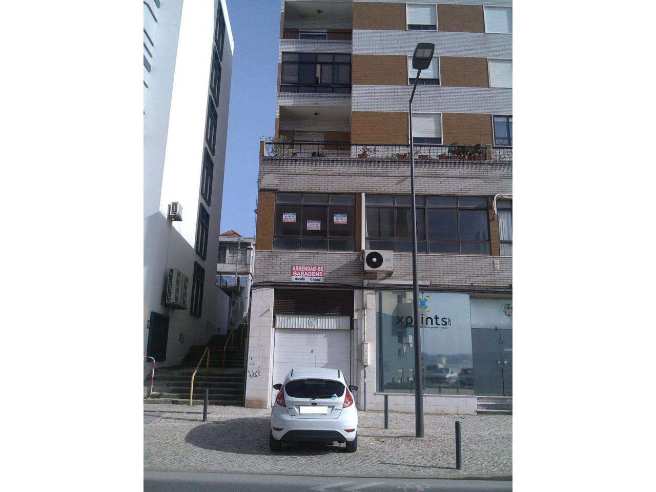 Garagem/box para venda no Barreiro-6