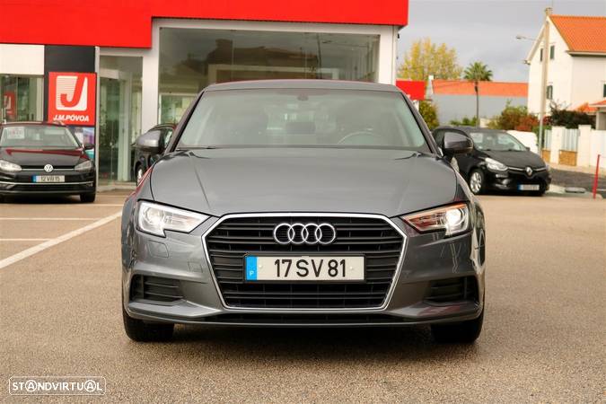 Audi A3 Limousine 1.6 TDI Design S tronic - 5