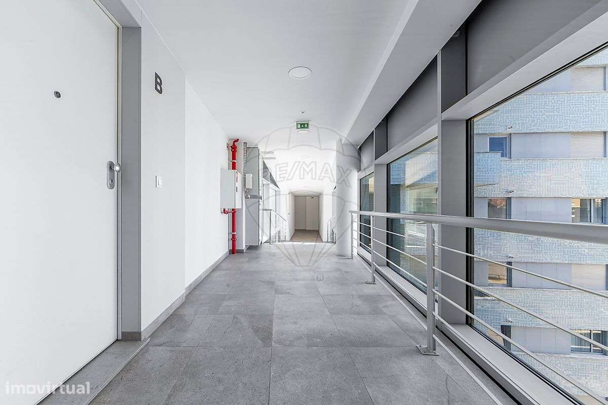 Apartamento T1 para arrendamento - Grande imagem: 4/18