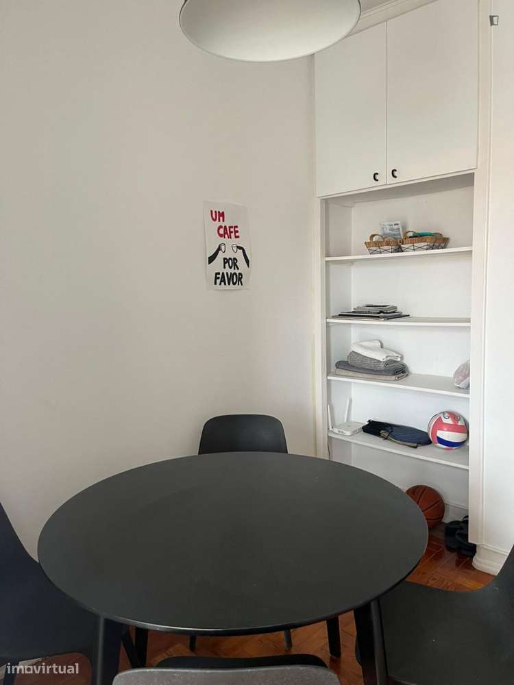 Quarto - localizado em Alvalade Lisbon - Grande imagem: 4/7