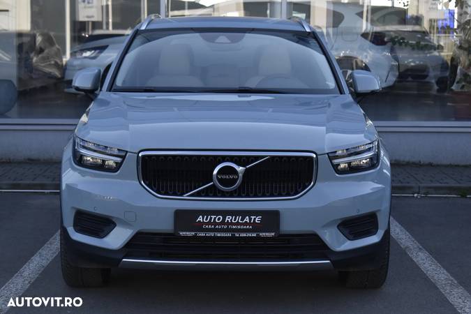 Volvo XC 40 D4 AWD Momentum - 2