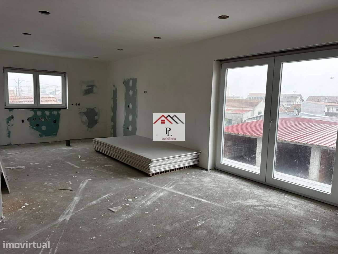 Apartamento T2+3 Novo na Praia de Mira em fase de acabamento (V892-3MS-18