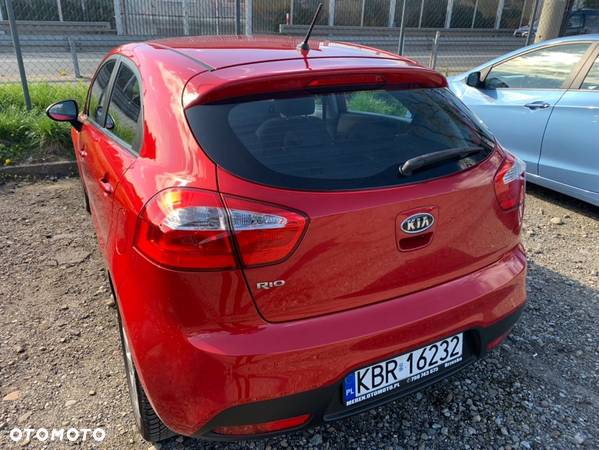 Kia Rio 1.4 Edition 7 - 25