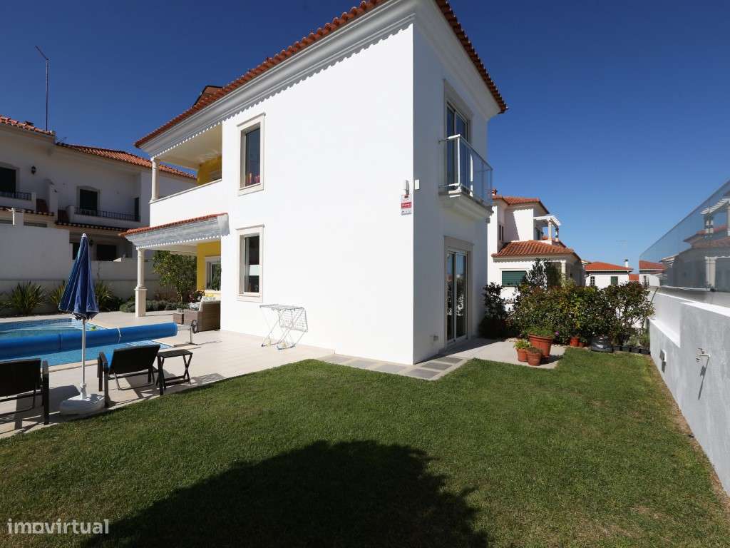 Magnífica Moradia T4 com piscina na Tapada | Sítio da Nazaré-36