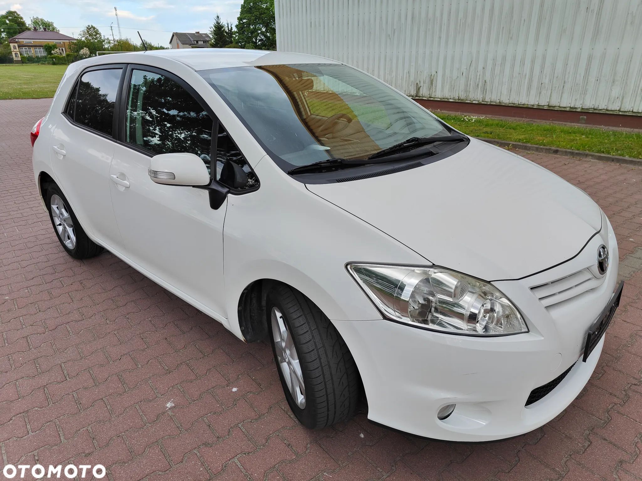 Toyota Auris - 1