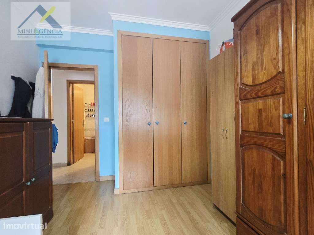 Apartamento T3 com terraço e garagem no Bairro Dias em Setúbal-14