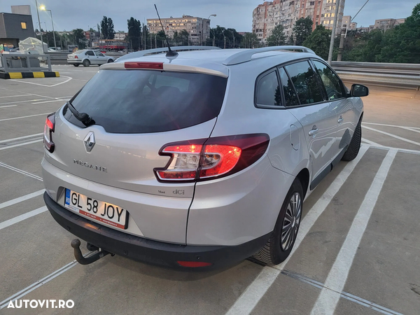 Renault Megane Grandtour dCi 110 FAP EDC Dynamique - 2