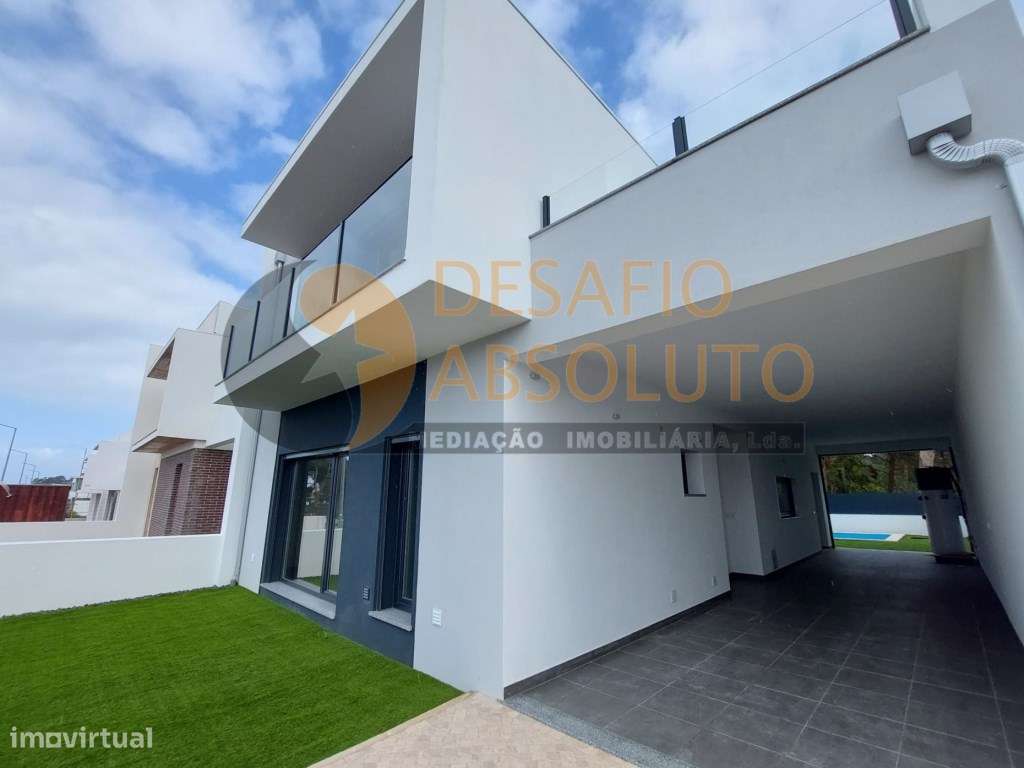 Moradia em Banda T3 + 1 - Lagoa de Albufeira, Sesimbra - Grande imagem: 3/31