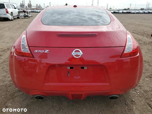 Nissan 370 Z 3.7 V6 Premium - 4