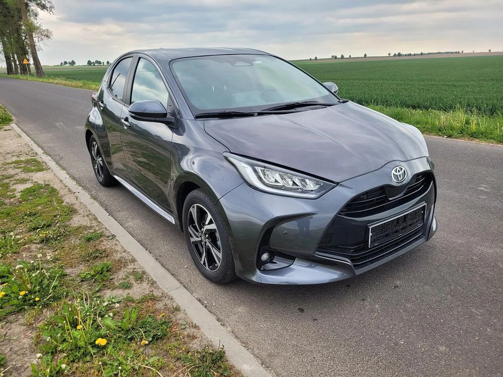Toyota Yaris IV 1.5 VVT-i Comfort 2024
