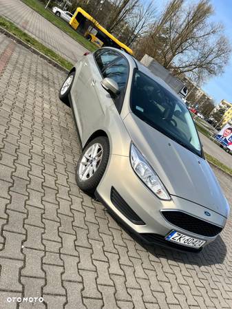 Ford Focus 1.0 EcoBoost Trend ASS - 2