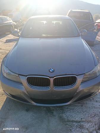 dezmembrez BMW e90 facelift n43 b20a - 6