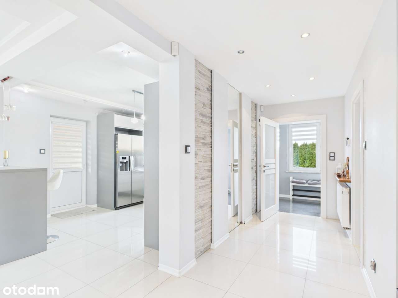 Nowoczesny dom z prywatną przestrzenią do relaksu i pracy! - Pełny obrazek: 4/20