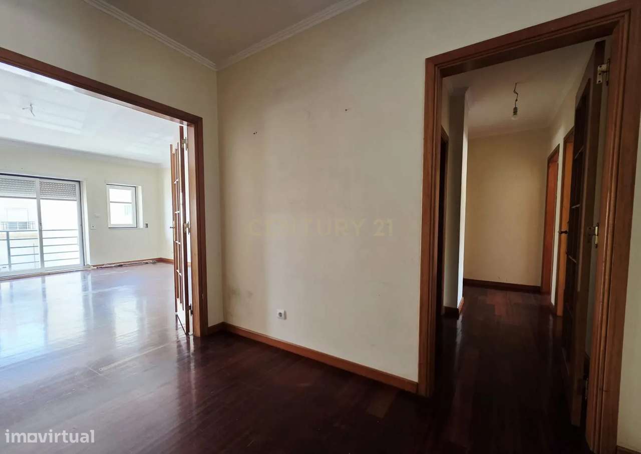 Apartamento T3 com garagem, em São Domingos de Rana, Cascais-12