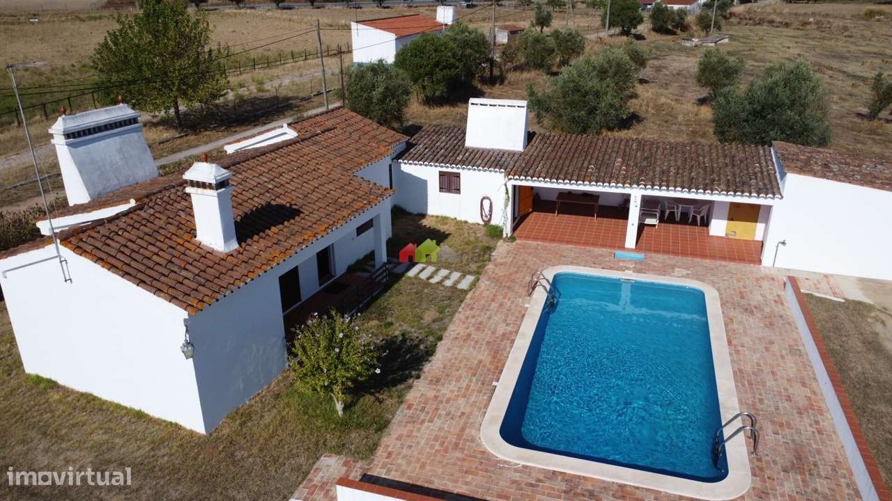 Quinta em Redondo com Monte e Vinha-3