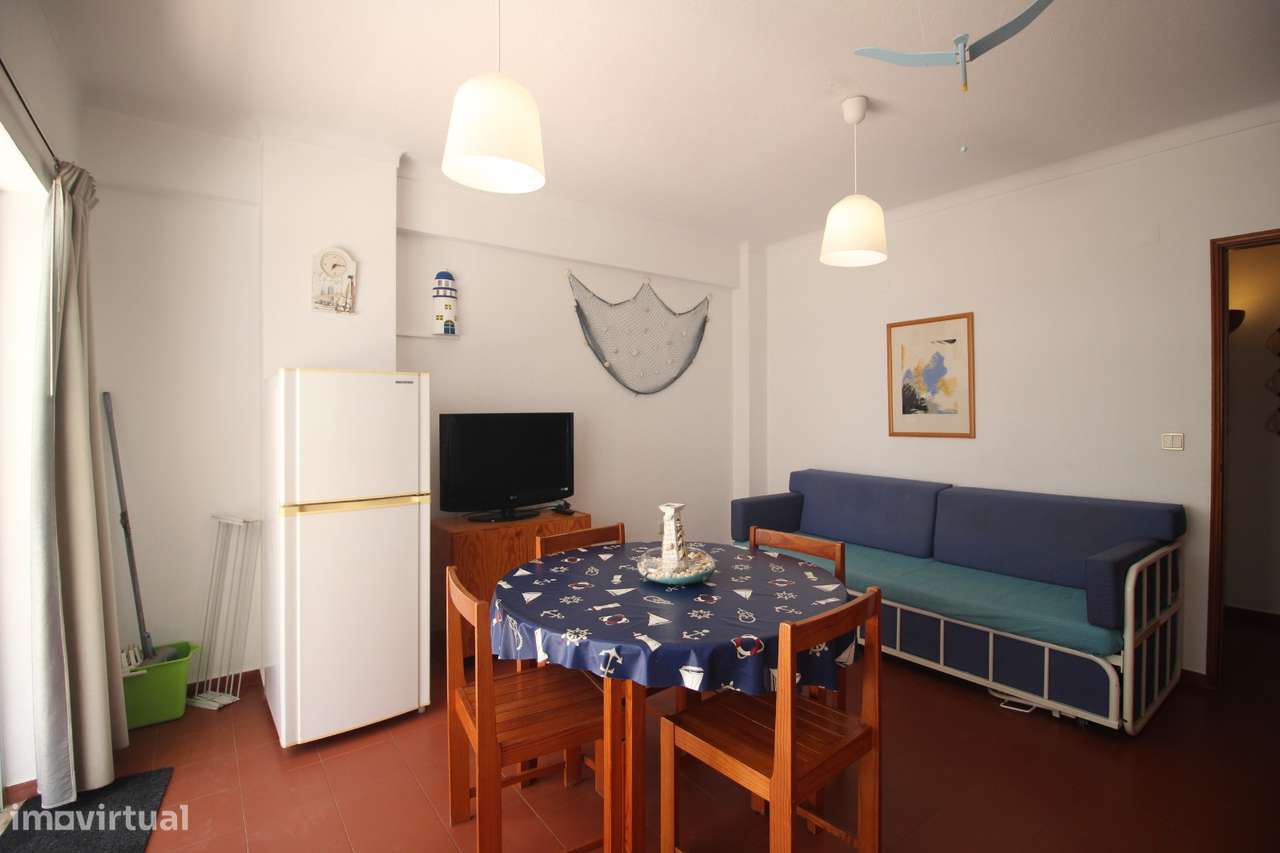Apartamento T1 com piscina em Armação de Pera-9