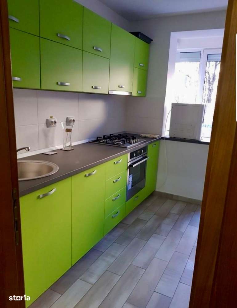 Apartament 3 camere de vanzare – Str. Toamnei, decomandat, 149900 euro - Imagine principală: 3/7