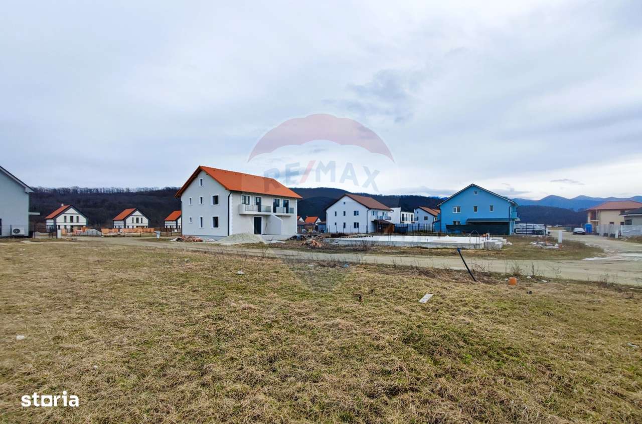 Teren intravilan de vânzare în Tălmaciu-1