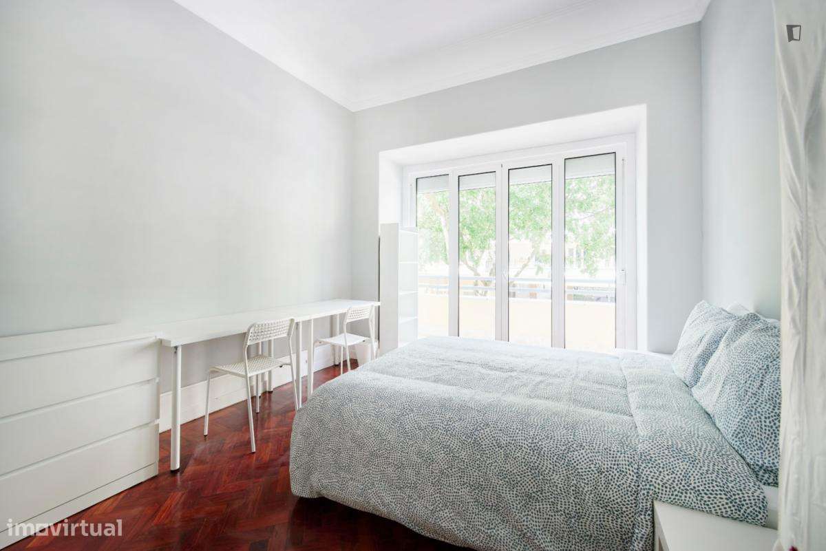 Quarto - localizado em Saldanha Lisbon - Grande imagem: 2/58