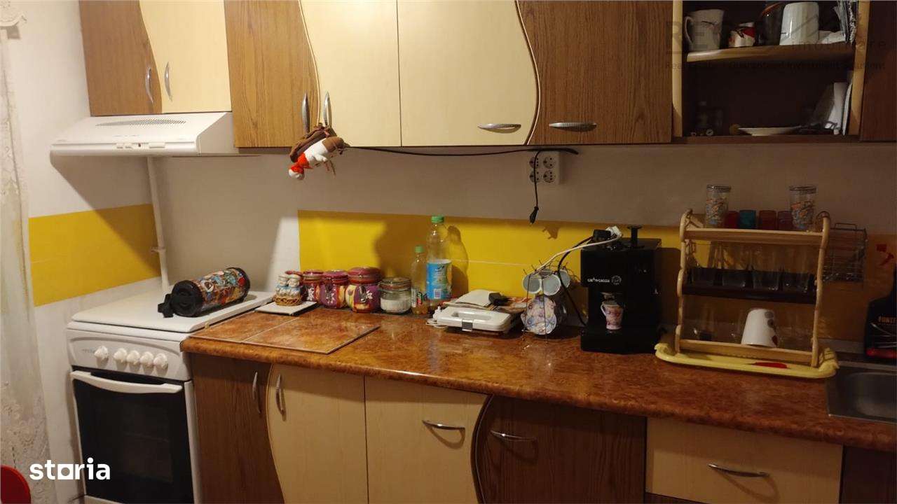 Apartament 2 camere semidecomandat Brosteni Buzau - Imagine principală: 4/8