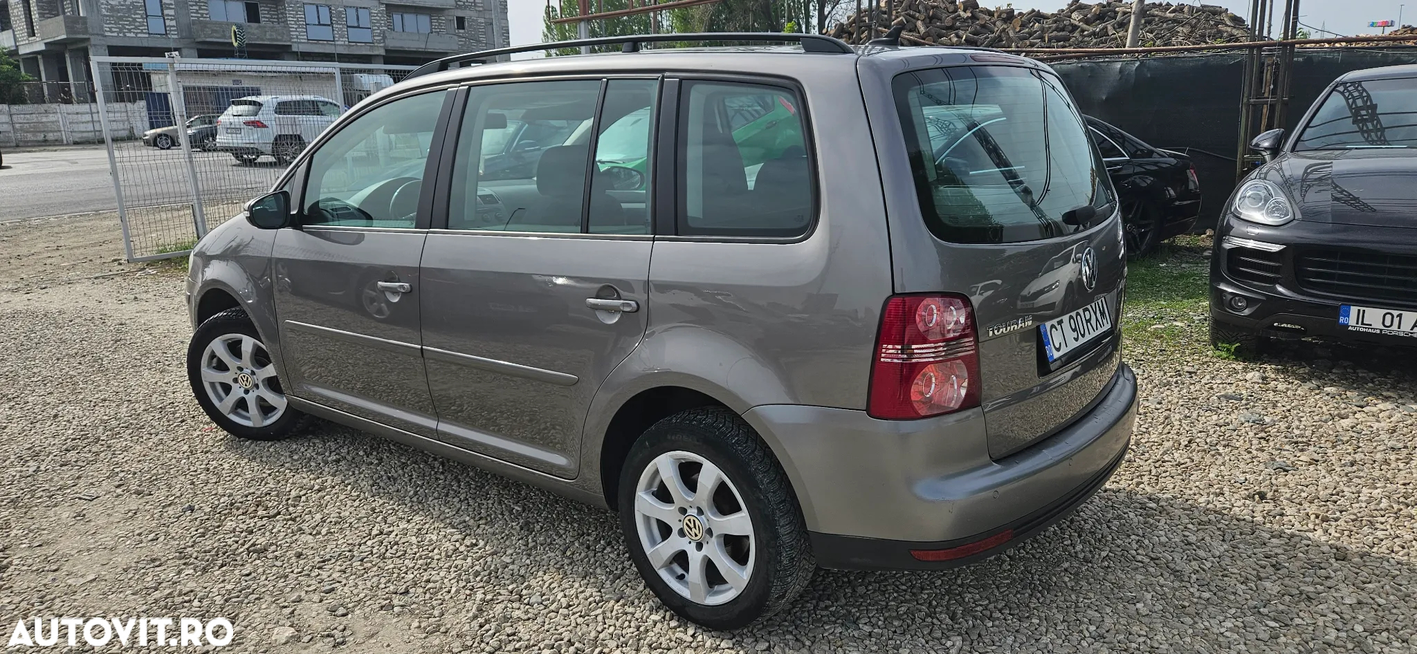 Volkswagen Touran 1.4 TSI EcoFuel DSG Freestyle - 20