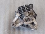 Alternador Renault Clio Ii Caixa (Sb0/1/2_) - 4