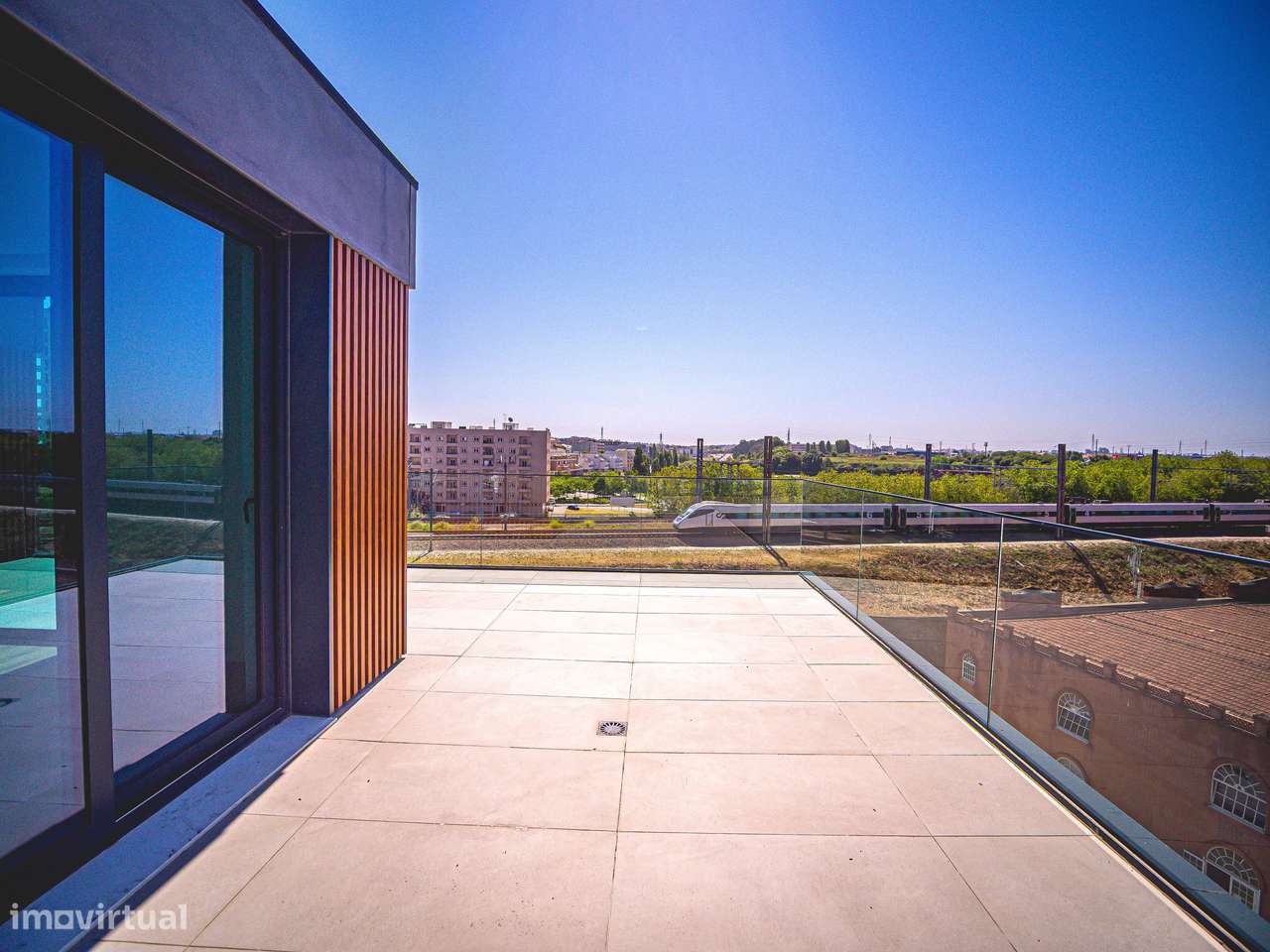 Apartamento T4 Duplex, Terraço com 106 m2, Luxo, Fonte Nova, Aveiro-45