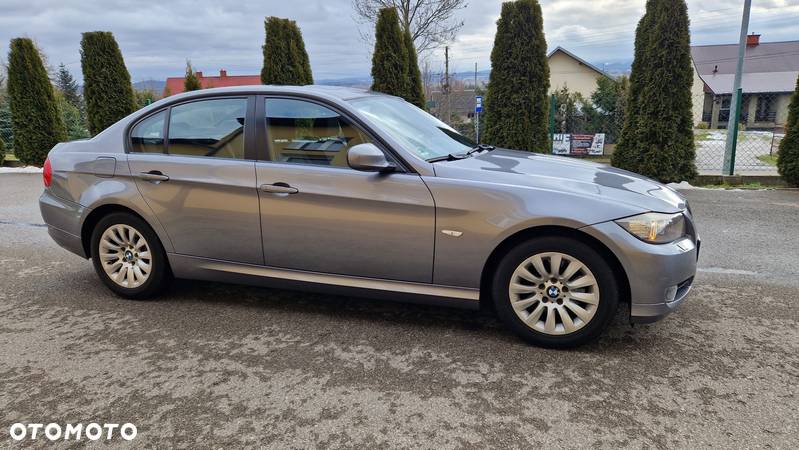 BMW Seria 3 320d xDrive - 5