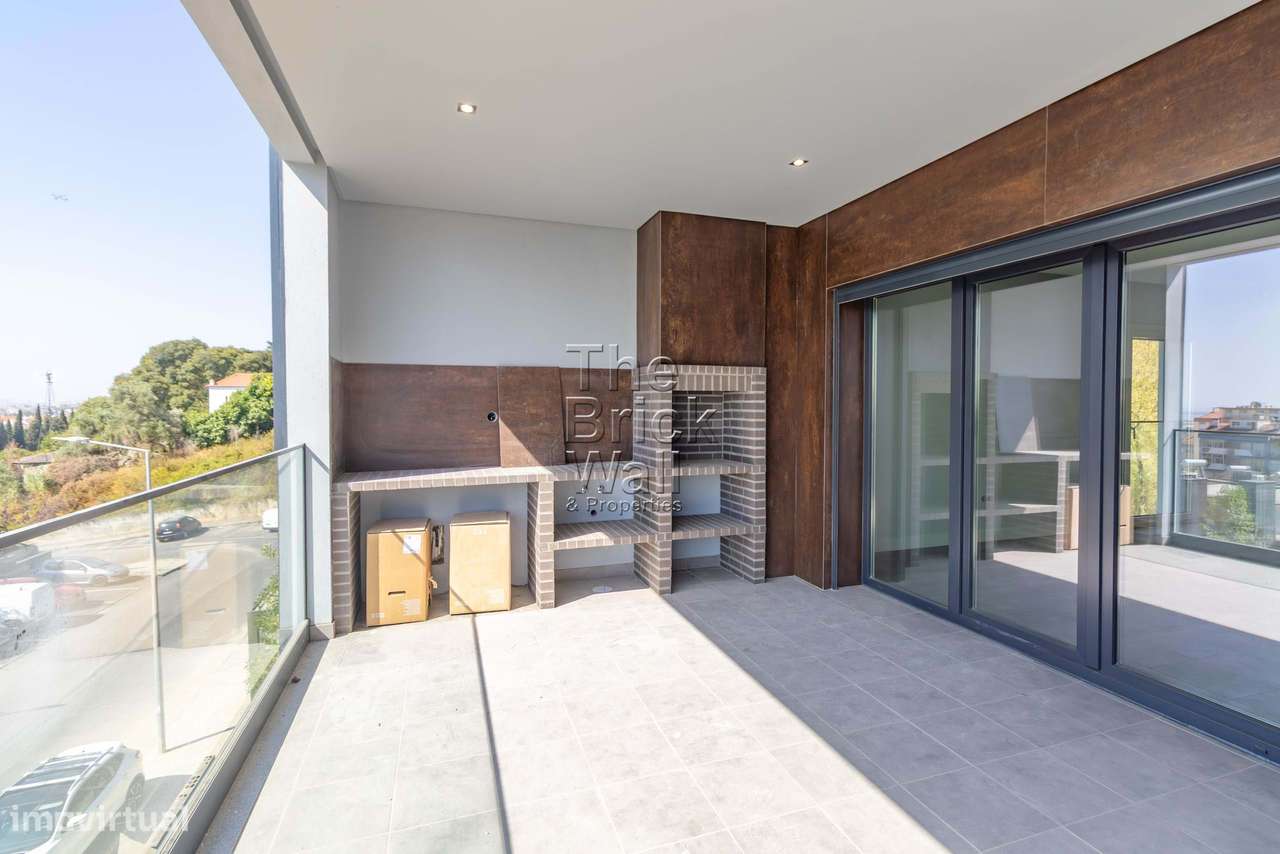 Apartamento T3 novo com  garagem para 2 carros no Sobralinho - Grande imagem: 5/26