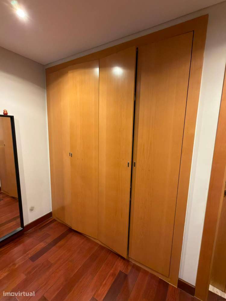 T1 único em Colinas do Cruzeiro com 111 m2 de área util e 2 garagens-14