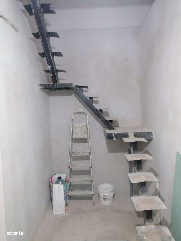 Apartament 2 camere , in vila, semifinisat, zona Centrala - Imagine principală: 4/5