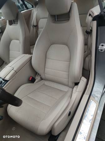 Mercedes-Benz Klasa E 350 Coupe 7G-TRONIC - 24