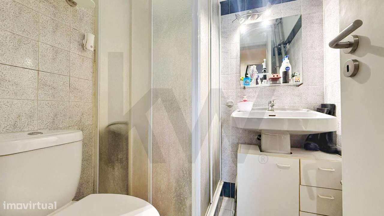 Excelente Apartamento T3 na quinta da marialva– Espaço, Conforto e Lum-17