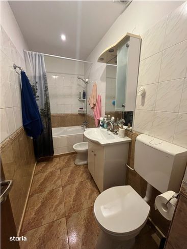 Apartament trei camere Zona Liceul Economic-3