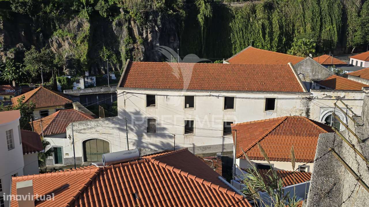 Um edifício com história e versatilidade no coração do Funchal-14