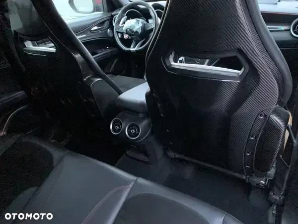 Alfa Romeo Stelvio 2.9 V6 Bi-Turbo Quadrifoglio Q4 - 12