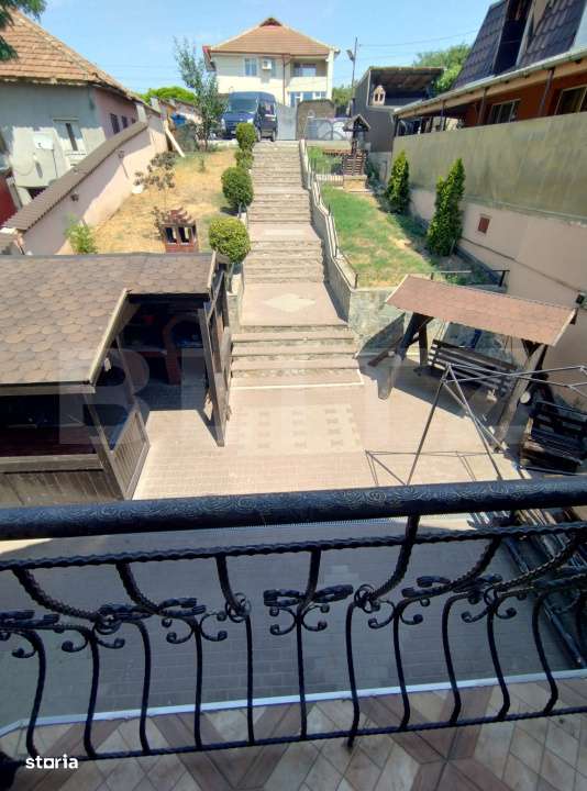 Casa P+M, 418 mp curte, 150mp util, parc Romanescu  Extensiv - Imagine principală: 3/12
