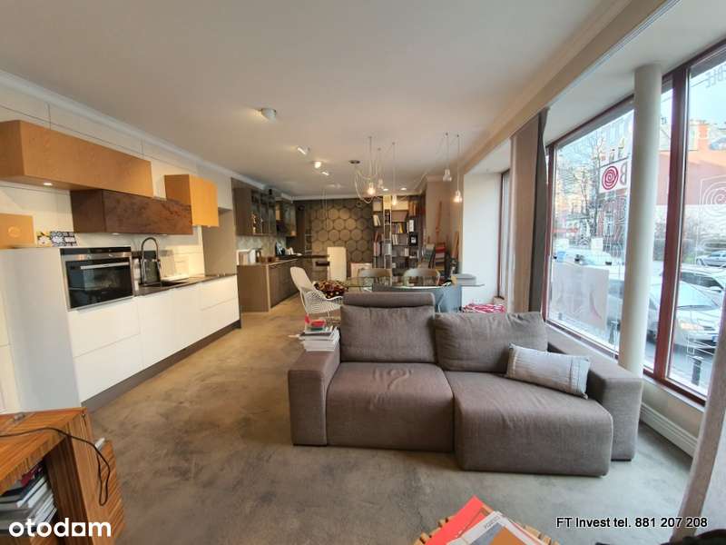 piękny lokal z ogromnymi witrynami Centrum Wrocławia-3