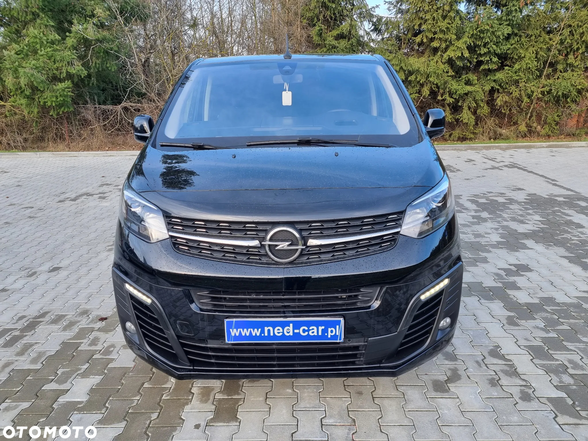 Opel Vivaro - 10