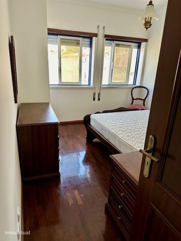 Vendo Apartamento T.3 - Com parqueamento a 70 Mts da Praia em Nazaré-20